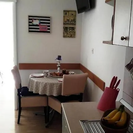 With Parking Space - 27979 Appartement *