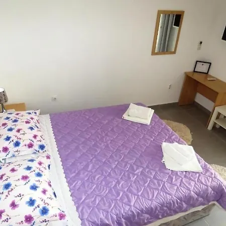 With Parking Space - 27979 Appartement
