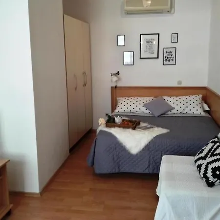 With Parking Space - 27979 Appartement Makarska