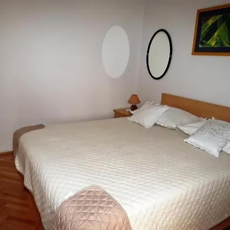 With Parking Space - 27979 Appartement *